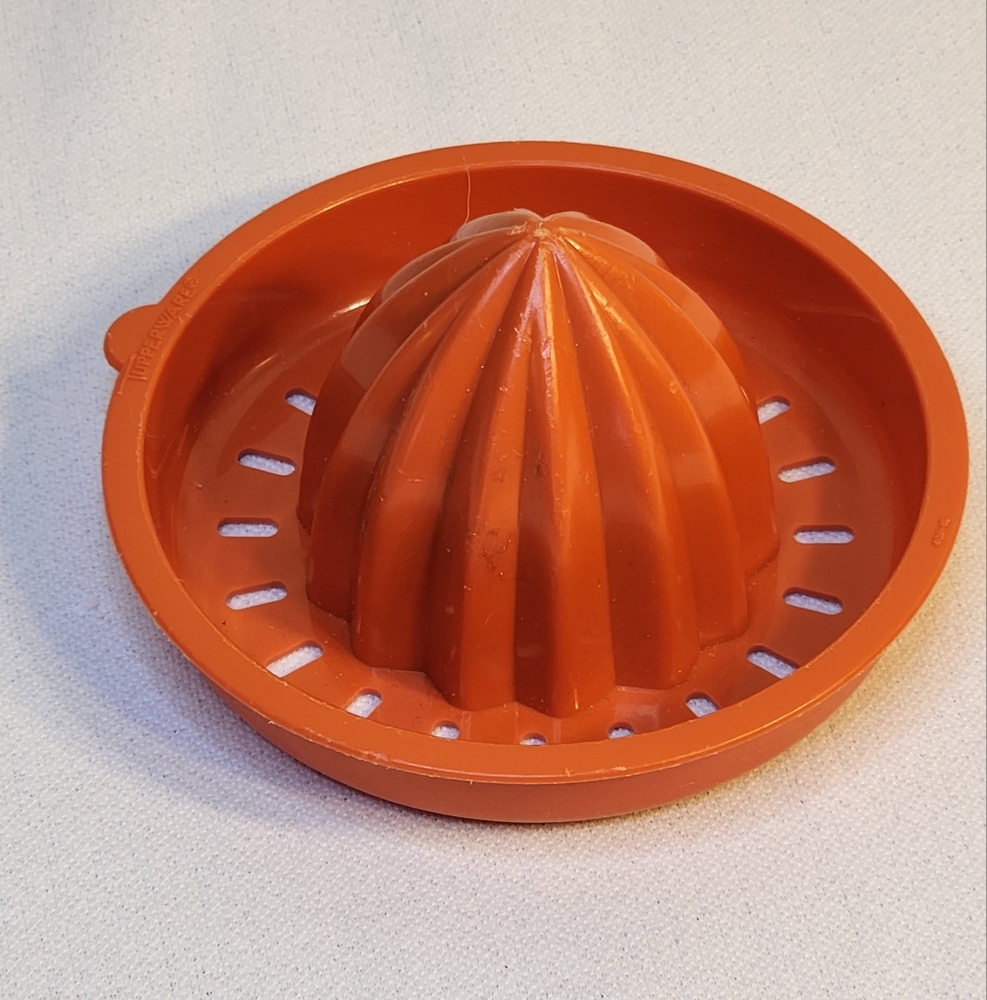 Retro Orange Tupperware Orange Juicer Orange Squeezer Tupperware #409 Kitchen